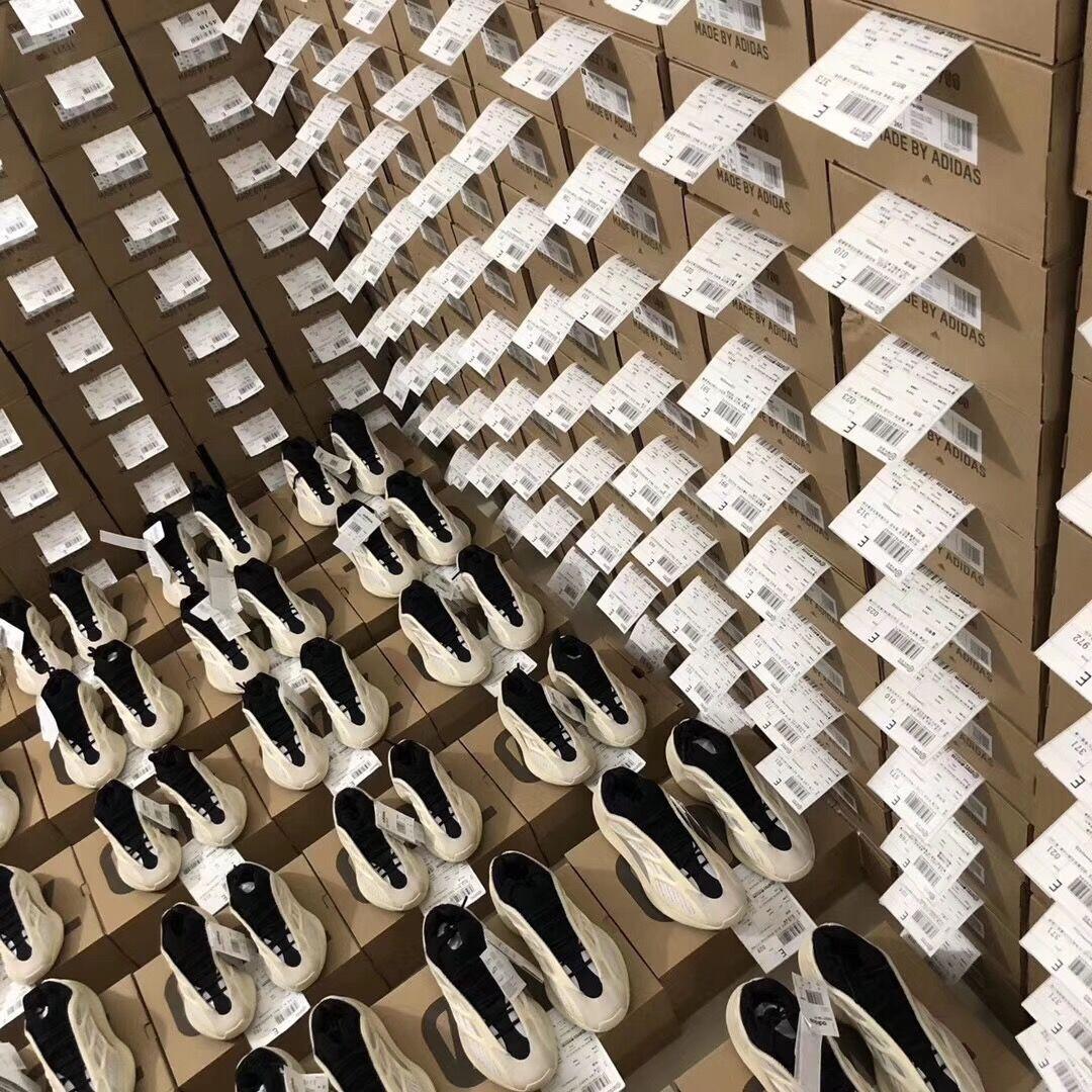 Pk God exclusive yeezy 700 V3 Azael retail materials ready to ship